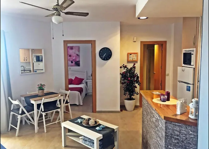 Benalbeach Apartment With Water Park